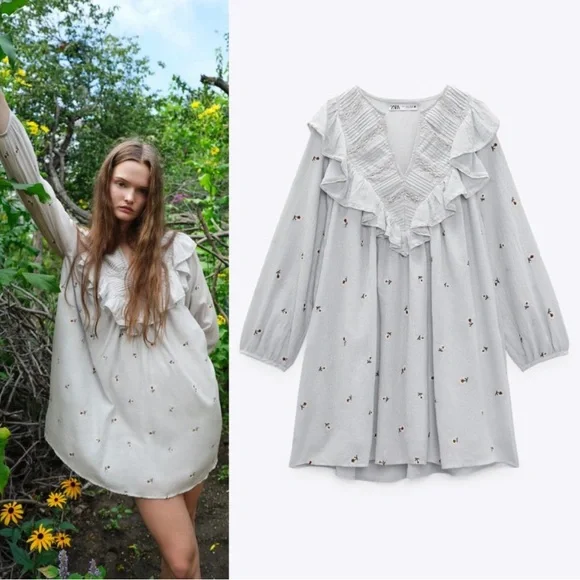 NEW Zara Light Blue Daisy Floral Embroidered Ruffle Neckline Cotton Mini  Dress S